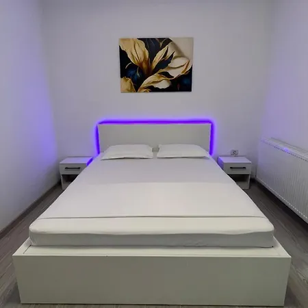 Hiro Apartment