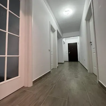 Hiro Bucharest